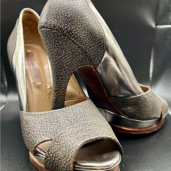 BCBGMaxAzria Metallic Silver Stiletto Platform Heels Size 7.5 - Picture 2 of 13